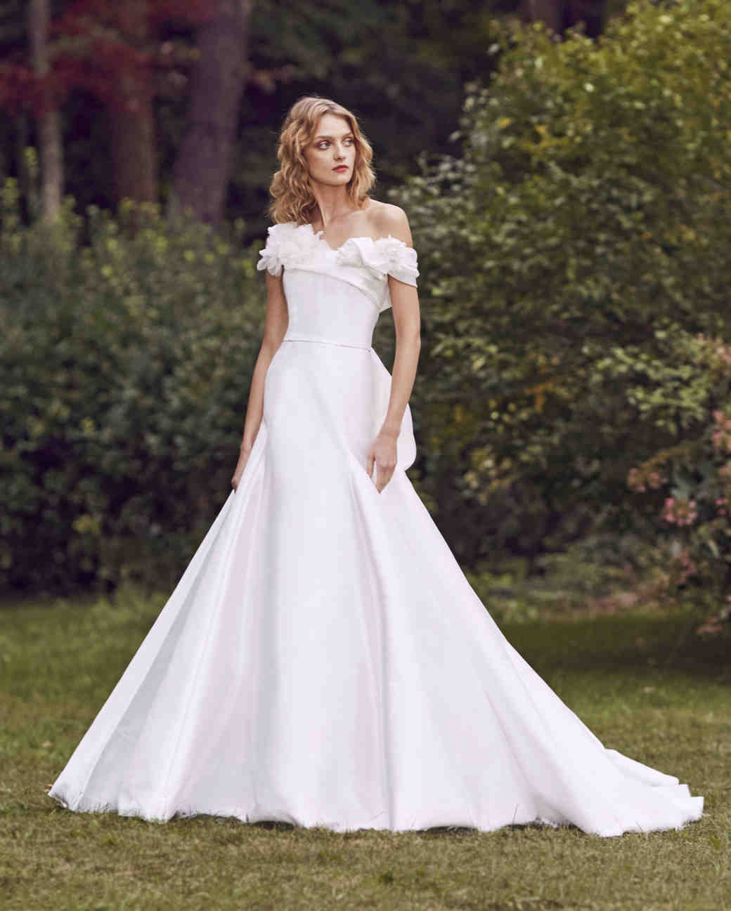 Fall 2019 Wedding Dresses By Marchesa Arabia Weddings