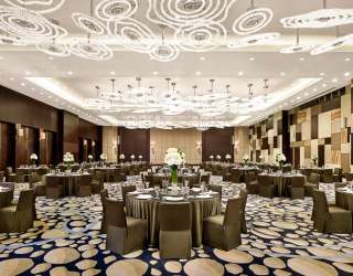 Grand Hyatt Hotel Emirates Pearl