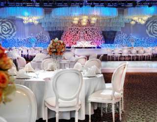 حزمة الزفاف الصيفية في فندق لو ميريديان دبي