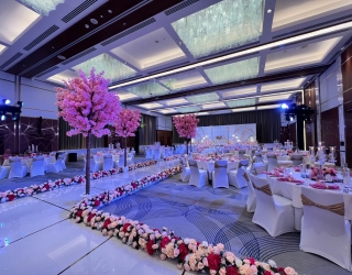 'Love-Locked' Wedding Package at Grand Plaza Movenpick Media City