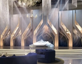 Royal Bespoke Experience Decor Package 