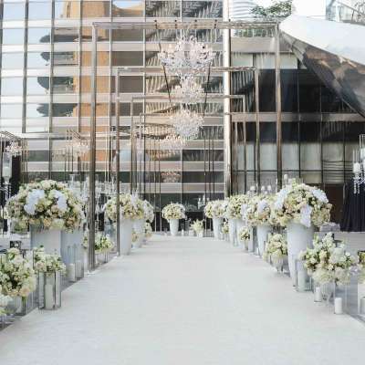 حفل زفاف أفغاني باللون الأبيض في دبي