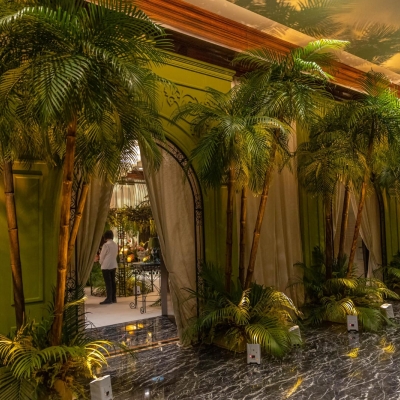 Palm Trees and Velvet Greens: A Tropical Wedding in Bahrain