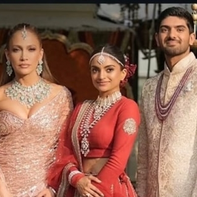 حفل زفاف أسطوري لنيترا مانتينا وڤامسي غاديراجو