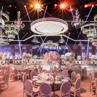 حفل زفاف مستوحى من القصر في لبنان