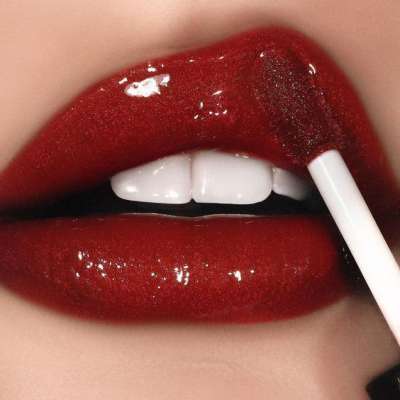 6 Tips to Getting Beautiful Hollywood Lips