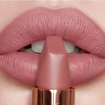The Best Long Lasting Lipstick for Brides