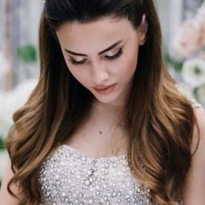 Beautiful Ways to Let Your Hair Down for Your Wedding