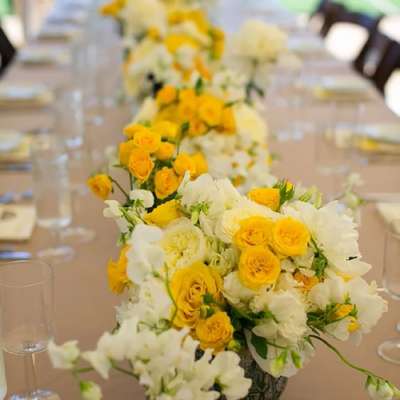  Ideas for a Yellow Wedding Theme