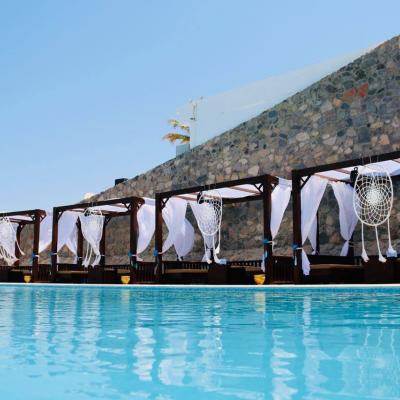 Golden Shell Pool Club