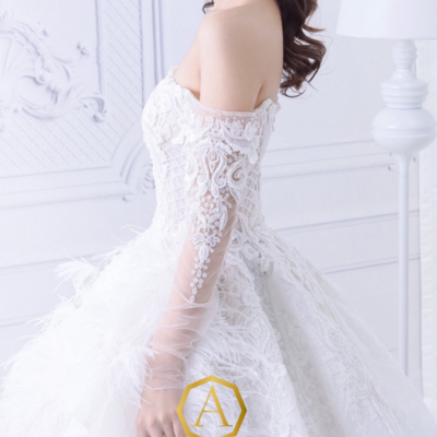 انجيلو استيرا لتصميم فساتين الأعراس