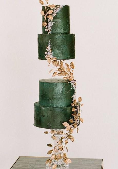 Beautiful Engagement Cakes | Arabia Weddings