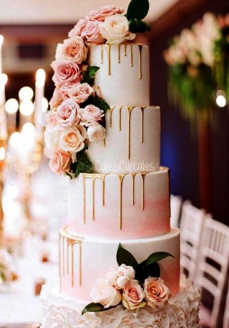 Beautiful Engagement Cakes You Will Love