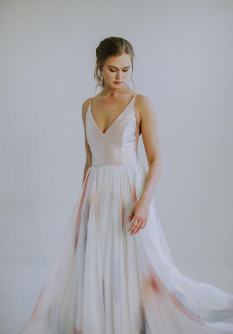 Beautiful 2020 Wedding Dresses by Leanne Marshall