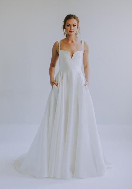 Beautiful 2020 Wedding Dresses by Leanne Marshall