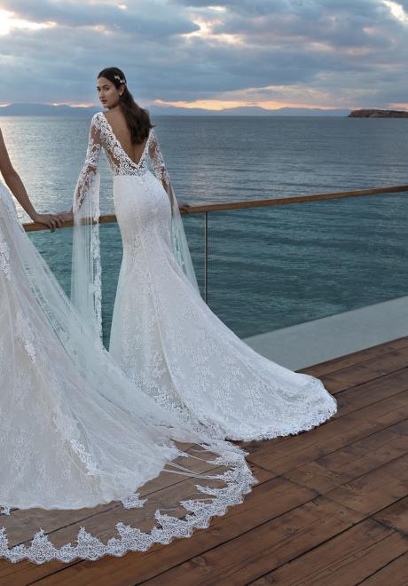 مجموعة كوزموبيلا لفساتين زفاف 2020 من ديمتريوس