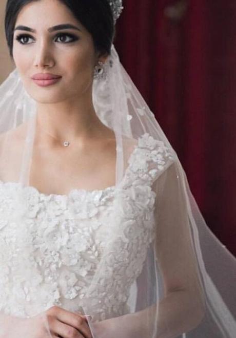 Beautiful Bridal Hairstyles with Tiaras