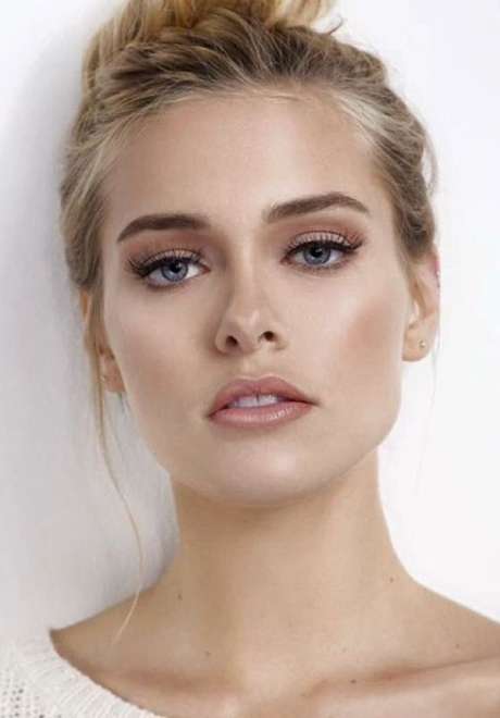 Beautiful Soft and Natural Makeup Looks For Every Bride