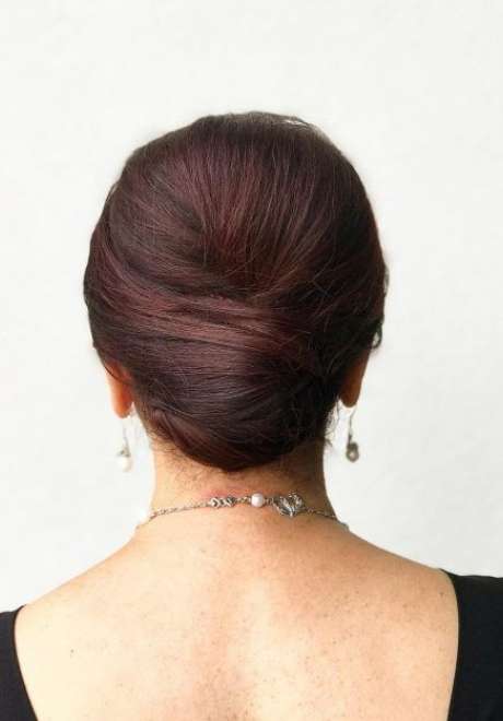 Hairstyles for the Mother of the Bride