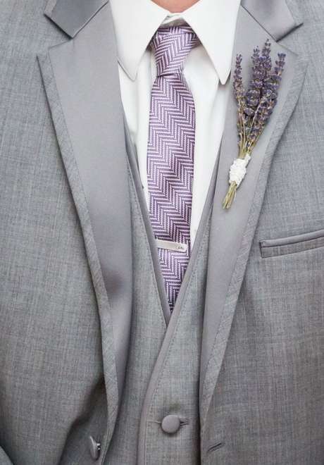 Your Wedding in Colors: Lavender and Grey