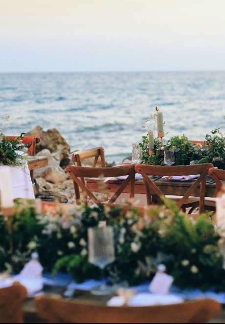 حفل زفاف نادية وإبراهيم على الشاطئ في لبنان 