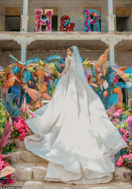 حفل زفاف غني بالألوان في لبنان 