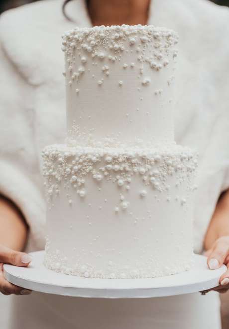 Winter Wedding Cake Ideas