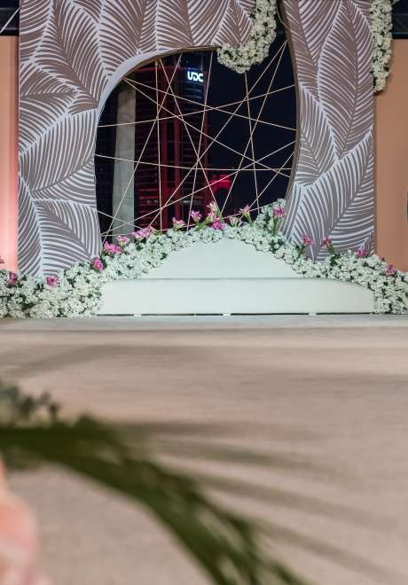 حفل زفاف خيالي من وحي جنة عدن في قطر 