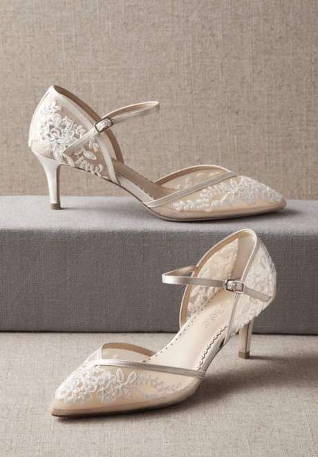 أجمل صيحات أحذية العروس: حذاء بألوان النيود