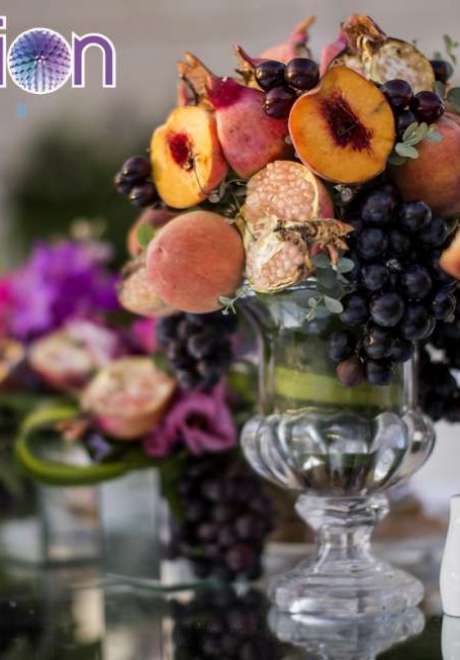 حفل زفاف مستوحىً من الفاكهة الاستوائية والغروب من تنظيم احساس الحدث للأفراح والمناسبات