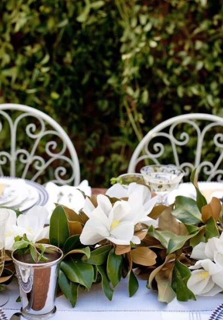 أفكار جديدة لحفل زفاف بأزهار المانوليا