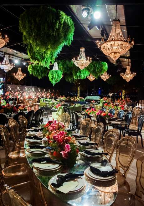 حفل زفاف بثيم البيت الزجاجي في الدوحة