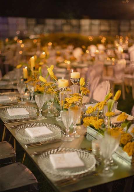 حفل زفاف أنيق باللون الأصفر في لبنان
