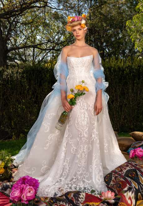 مجموعة فساتين زفاف الأحلام الجميلة لعام 2023 من تصميم ريم عكرا