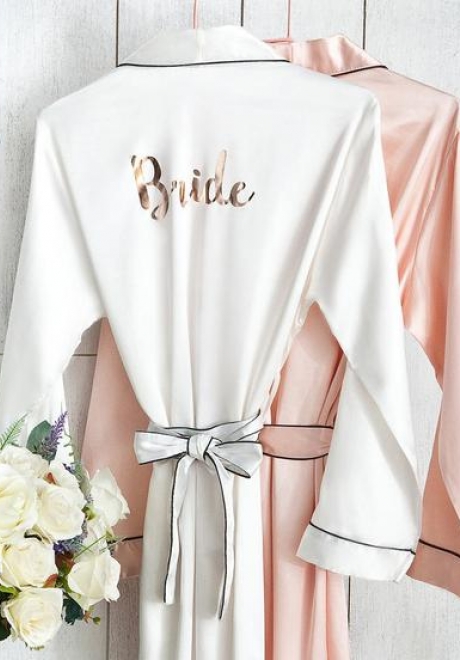  The Most Beautiful Bridal Robes