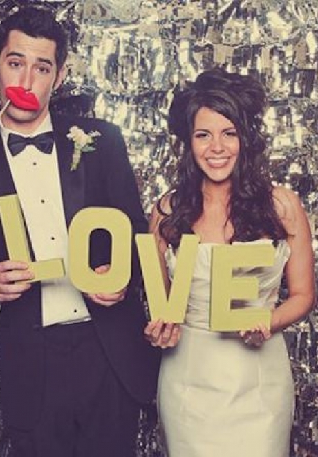 The Advantages of Having a Photo Booth at Weddings The Advantages of Having a Photo Booth at Weddings