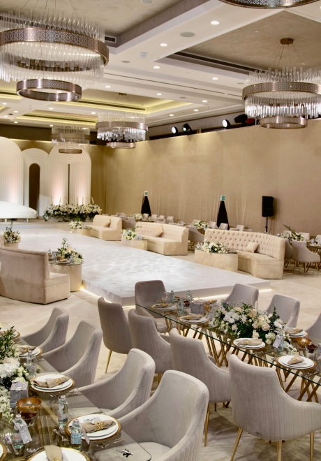 A Timeless Neutral Colored Wedding in Qatar