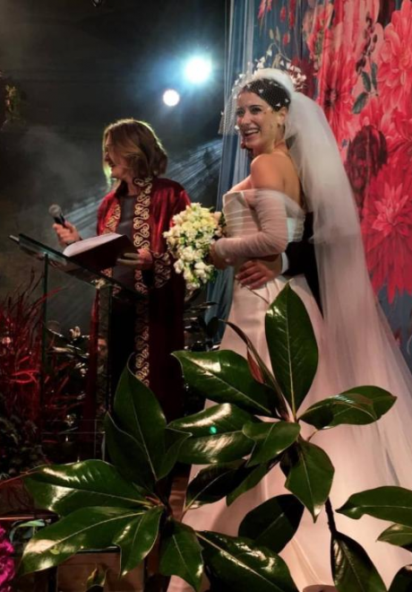 حفل زفاف الممثلة التركية هازال كايا والمخرج التركي علي آطاي