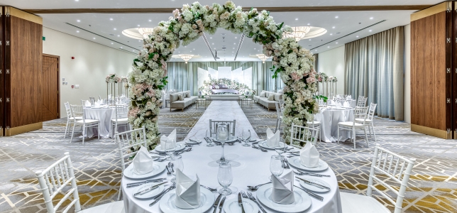 حزمة الزفاف 1 في ذا جروف ريزورت