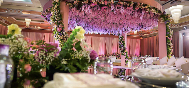 حزمة الزفاف الماسية -  قائمة طعام على الطراز العائلي - ميلينيوم بلازا داونتاون دبي