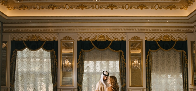 حزمة زفاف "حب يدوم مدى الحياة" – فندق رافلز ذا بالم