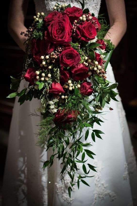 wedding bouquets red black and white