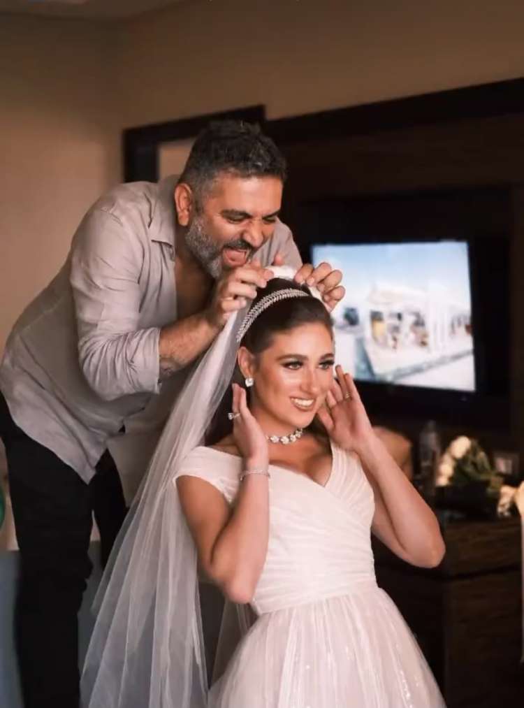 https://imagesawe.s3.amazonaws.com/styles/max750/s3/albums/2021/08/08/egyptian_wedding_in_sahel_by_dina_iskander_9.jpeg?itok=yMaDdcmc