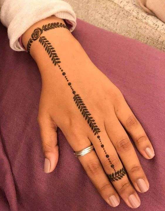 simple henna hand designs