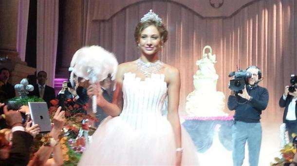 صور وتفاصيل حفل زفاف لجين عضاضة | موقع العروس