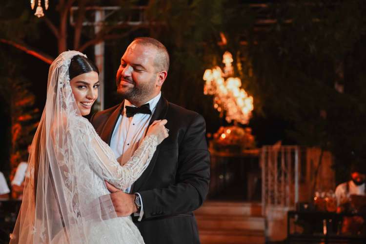 ثيم زفاف ملكي من وحي الطبيعة في لبنان