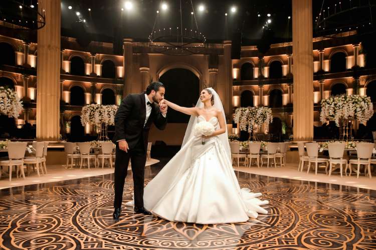 حفل زفاف مستوحى من الكولوسيوم في بيروت 