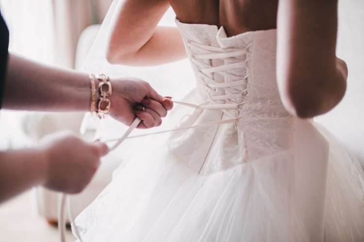5 Biggest Mistakes To Avoid When Shopping For Your Wedding Dress 