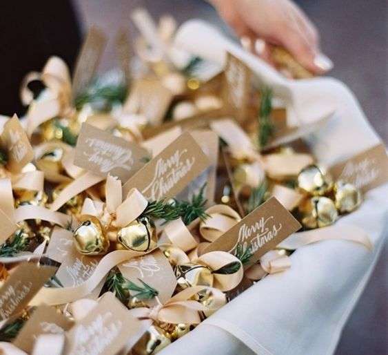 Christmas Wedding Favors Your Guests Will Love