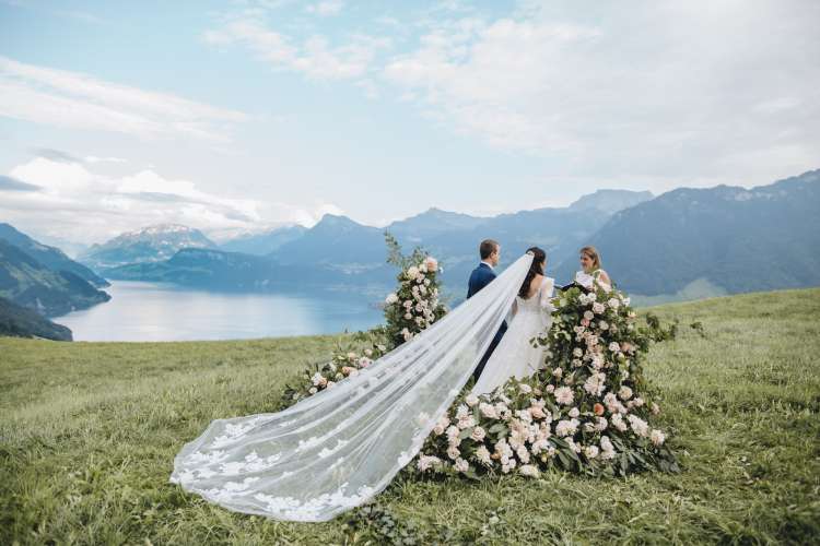 حفل زفافك في الوجهة السويسرية المثالية في بحيرة منطقة لوسيرن